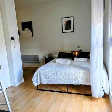 Appartement Cozy Nest In For Sightseeing And Shopping *