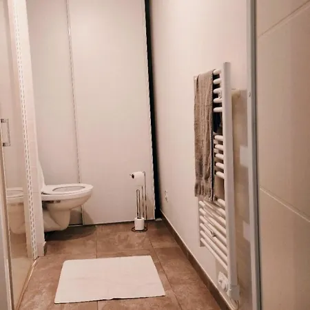 Cozy Nest In For Sightseeing And Shopping Appartement *